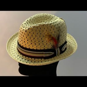 Fedora - Lightweight Tan Straw W/Multi-Color Band